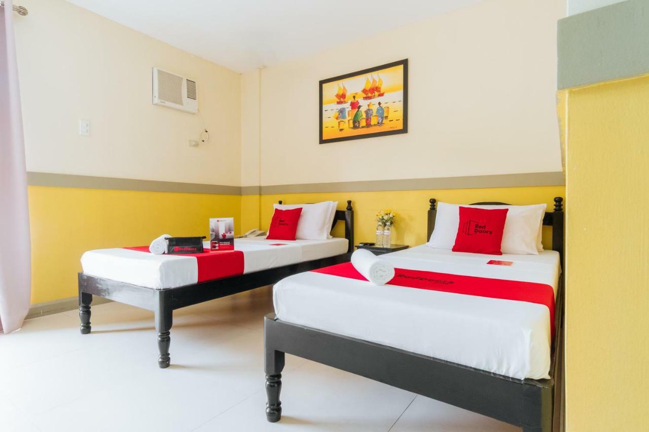 Готель Reddoorz Premium @ Gabinete Road Palawan Puerto Princesa Екстер'єр фото